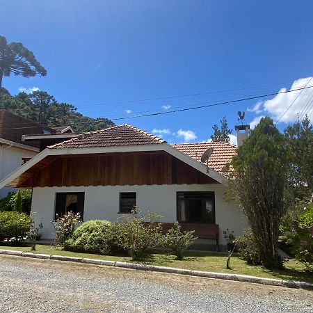 Chale Aconchegante 2Km Do Centrinho Villa Campos do Jordao Exterior photo